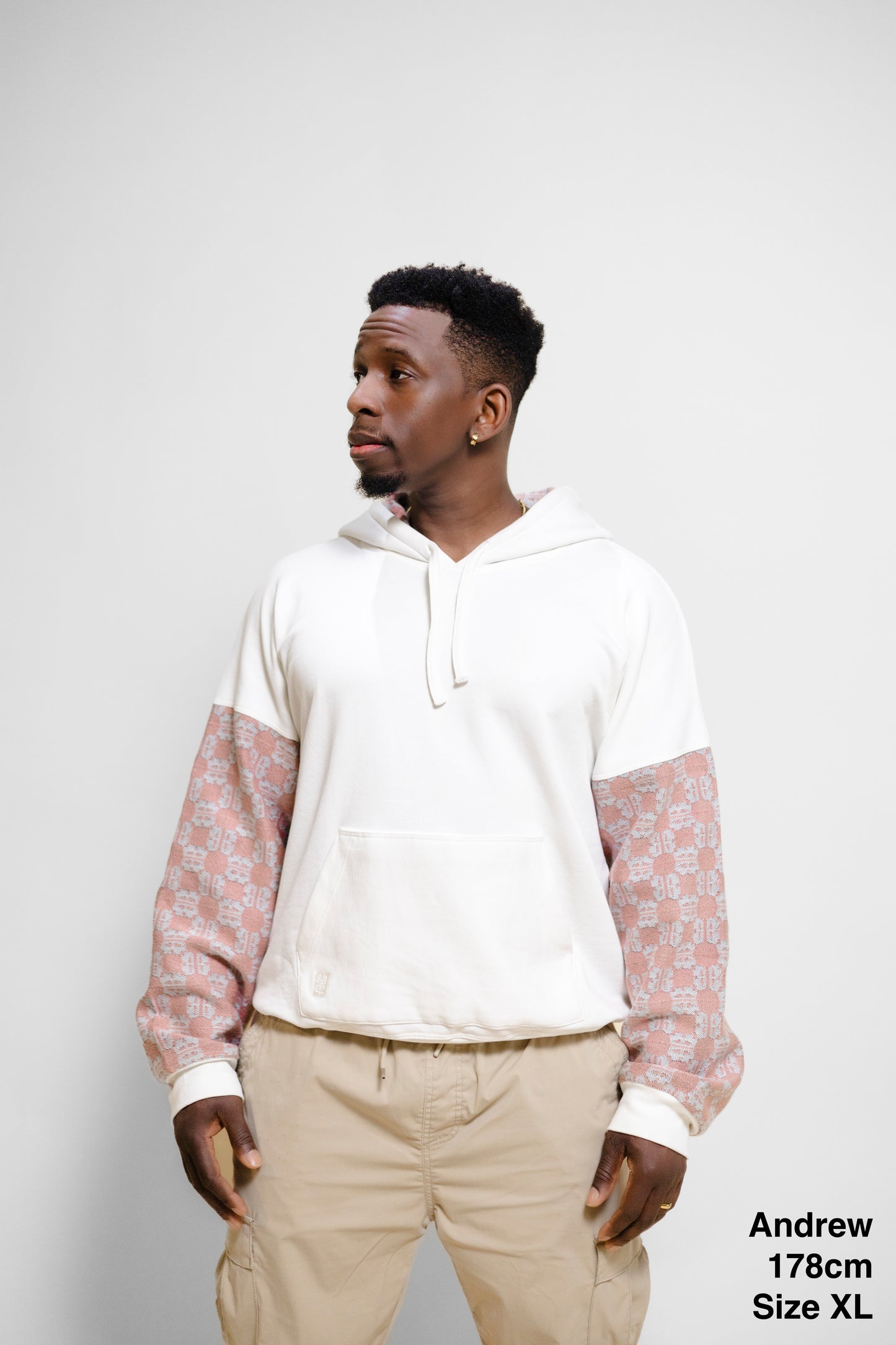 Sudadera con capucha Cresta (blanco perla)