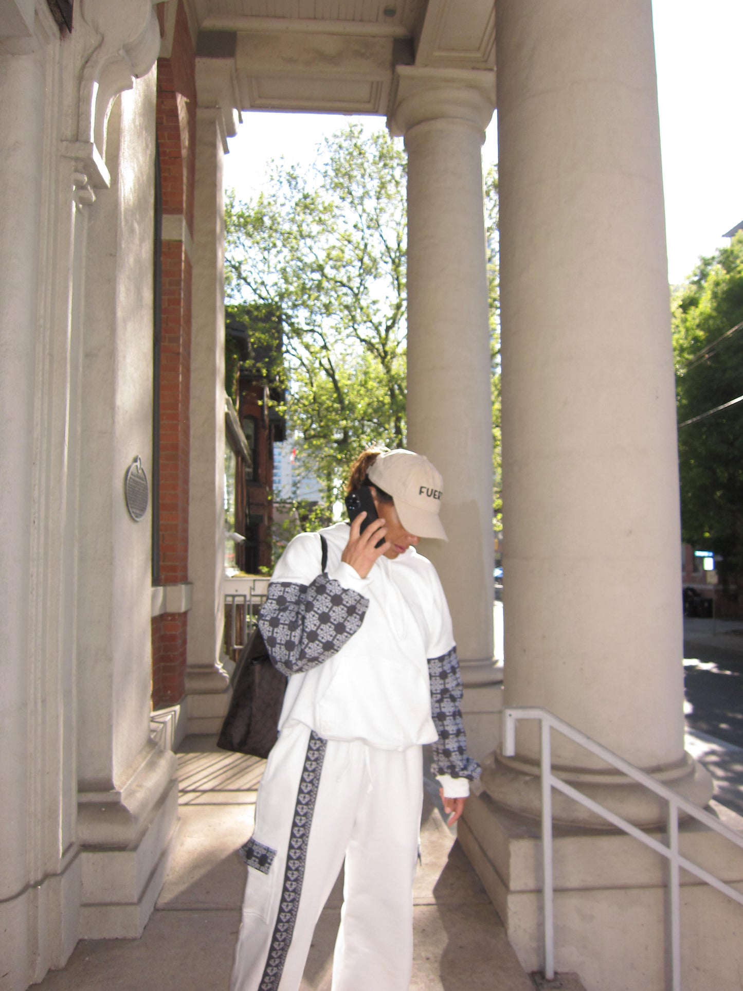 Cresta Hoodie (Pearl White)