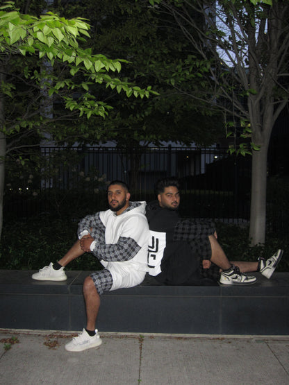 Mordida Shorts (Pearl White)